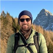 Certificato Dalf C1 , con 20 anni di esperienza nella lingua francese, offro lezioni di francese per studenti italiani o inglesi